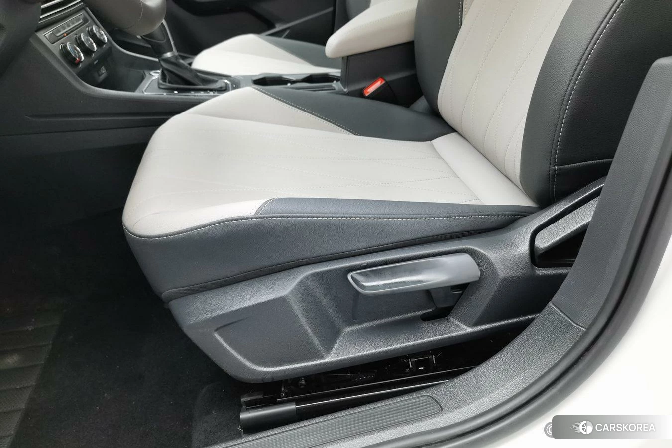 Volkswagen Lavida 2023 Белый из Китая, фото 5