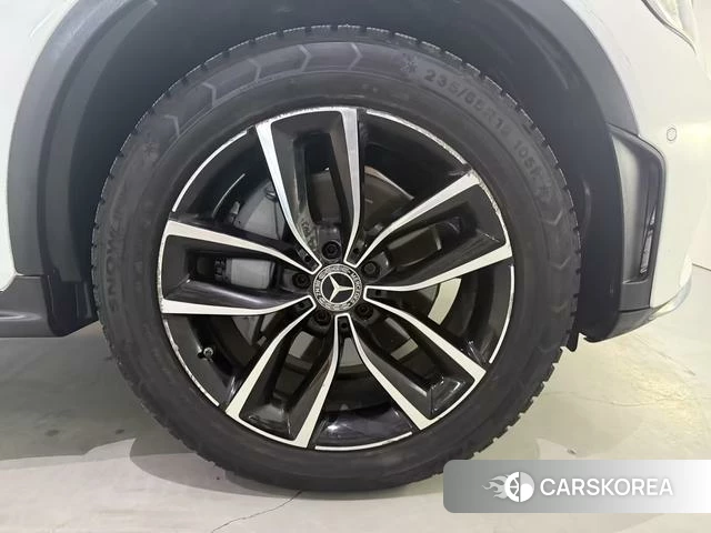 Mercedes-Benz GLC 2021 Белый из Китая, фото 5