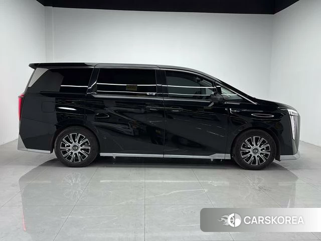 GAC Trumpchi Trumpchi E9 PHEV 2023 Черный из Китая, фото 5