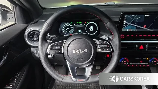 Kia The New K3 2nd generation 2022 Белый из Кореи, фото 5