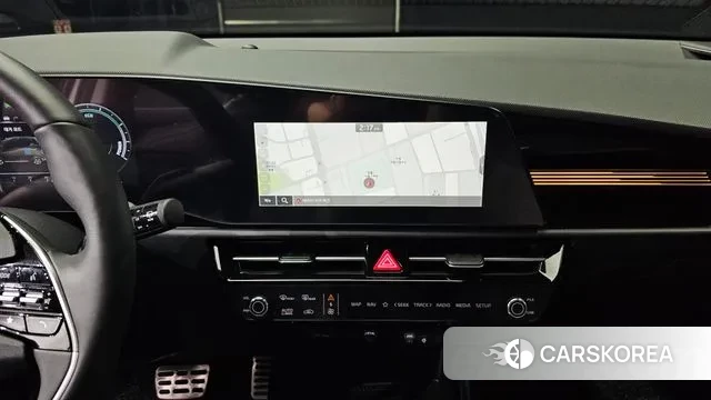 Kia Di Ol Nu Niro 2023 Белый из Кореи, фото 5