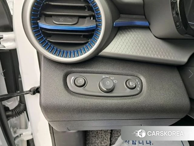 Chevrolet (GM Daewoo) Trax Crossover 2025 Белый из Кореи, фото 5