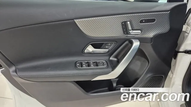 Mercedes-Benz A-Class W177 2024 Белый из Кореи, фото 5