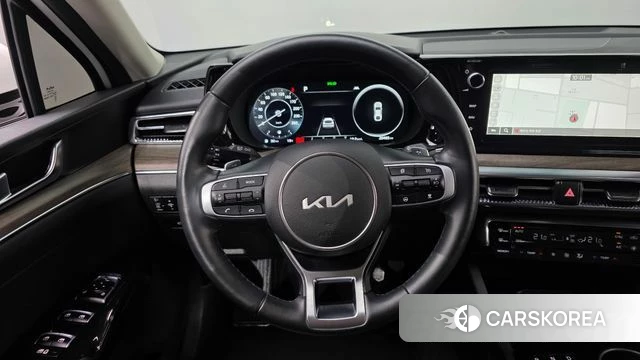 Kia K5 3rd generation 2022 Белый из Кореи, фото 5