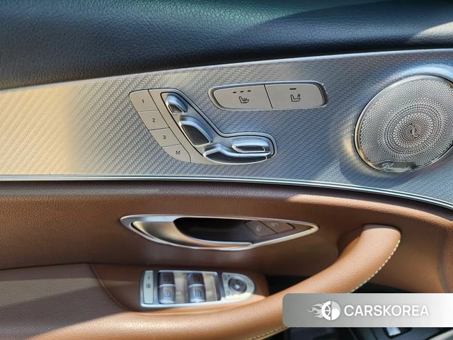 Mercedes-Benz E-Class W213 2019 Черный из Кореи, фото 5