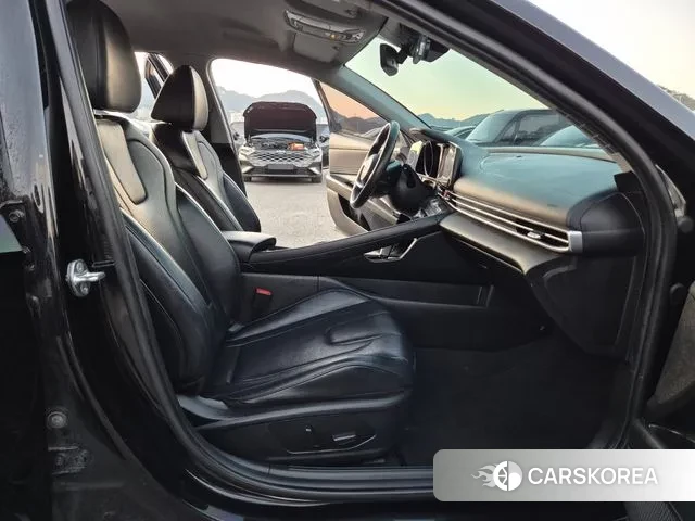 Hyundai Avante (CN7) 2022 Черный из Кореи, фото 5