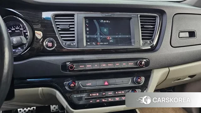 Kia The New Carnival 2018 Серый из Кореи, фото 5