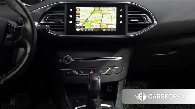 Peugeot 308 second generation 2018 Серебряный из Кореи, фото 5