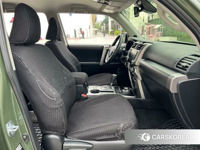 Toyota 4Runner 2022 Зеленый из Китая, фото 5