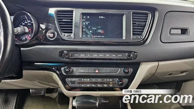 Kia The New Carnival 2018 Черный из Кореи, фото 5