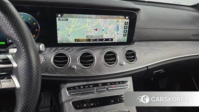 Mercedes-Benz E-Class W213 2020 Белый из Кореи, фото 5