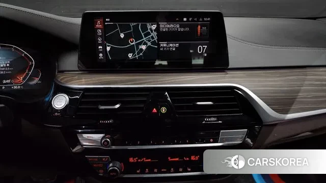 BMW 5 Series (G30) id 2902135 из Кореи 5