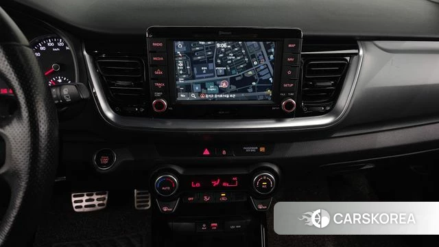 Kia Stonic 2020 Белый из Кореи, фото 5