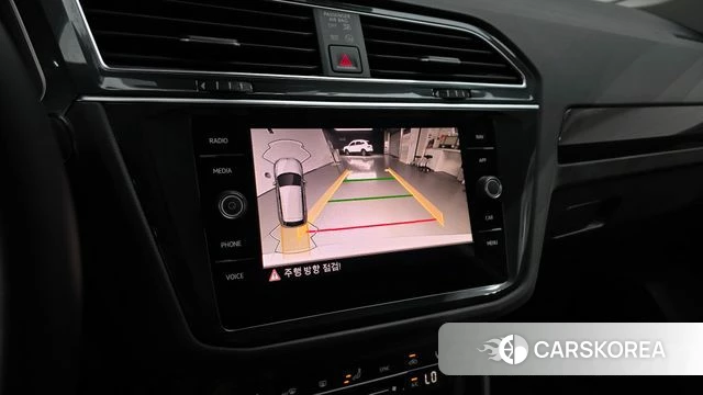 Volkswagen Tiguan second Generation 2022 Белый из Кореи, фото 5