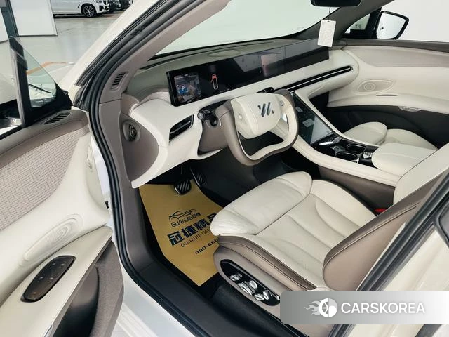Zhiji Automobile Zhiji LS7 2023 Шампань из Китая, фото 5