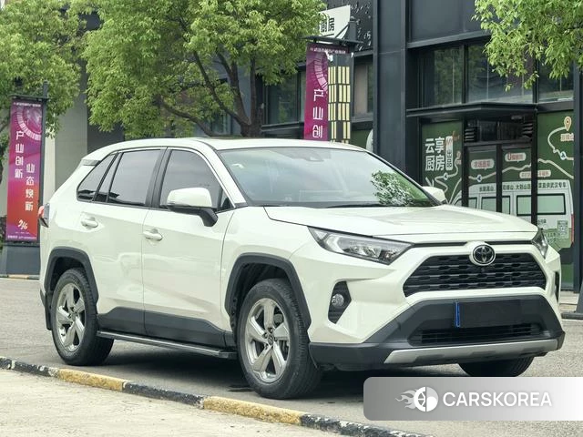 Toyota RAV4 Rongfang 2021 Белый из Китая, фото 5