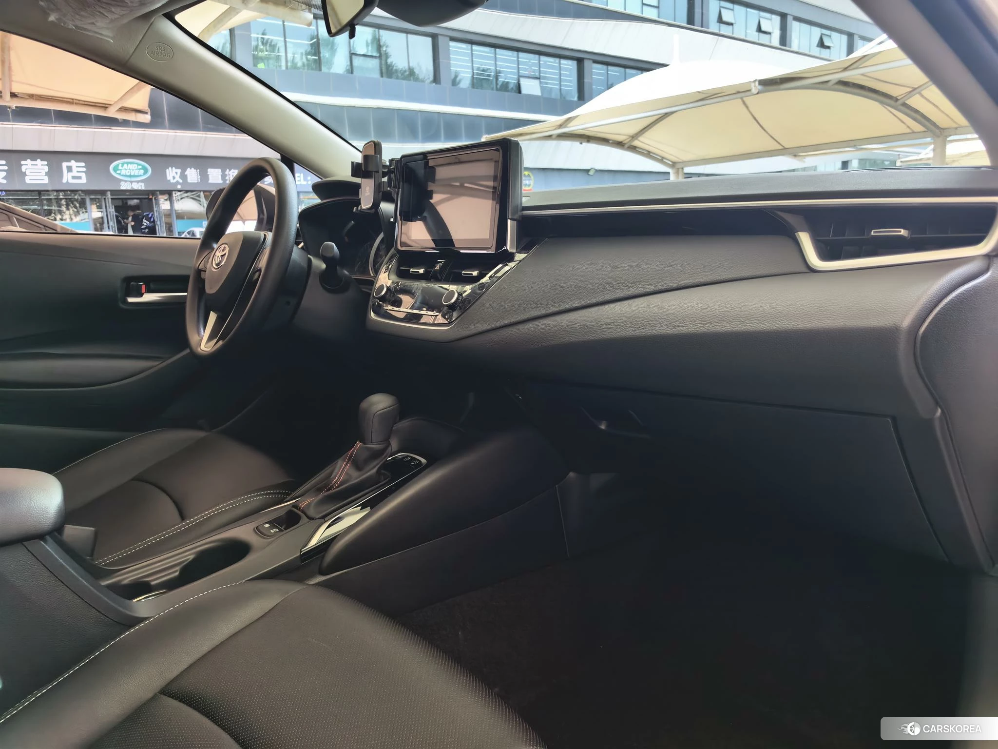 Toyota Corolla 2023 Белый из Китая, фото 5
