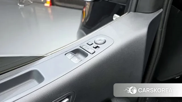 Hyundai Staria 2023 Черный из Кореи, фото 5