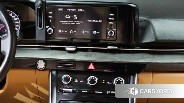 Kia Carnival 4th generation 2022 Серебряный из Кореи, фото 5