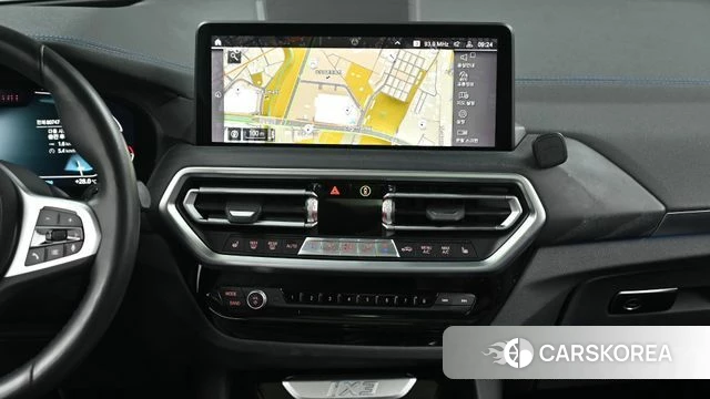 BMW iX3 2023 Белый из Кореи, фото 5