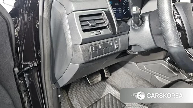 Ssangyong The New Rexton Sport 2022 Черный из Кореи, фото 5