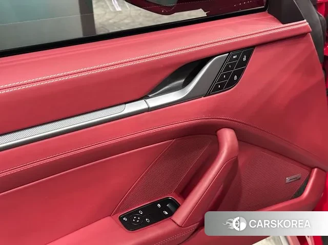 Porsche 911(992) 2024 Красный из Кореи, фото 5