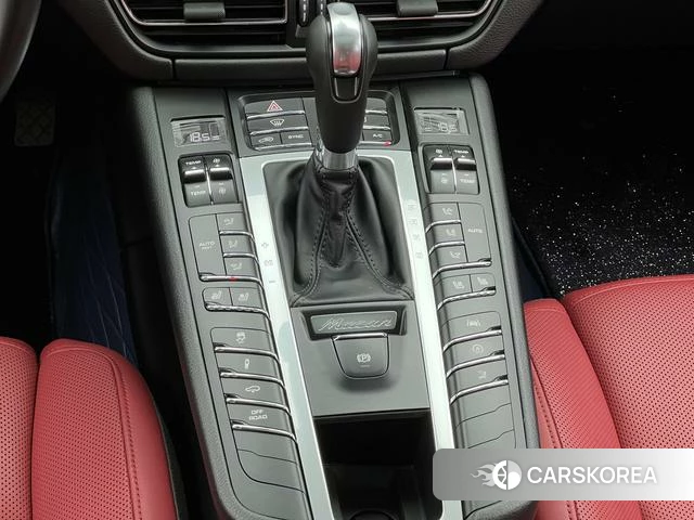 Porsche Macan 2019 Синий из Китая, фото 5