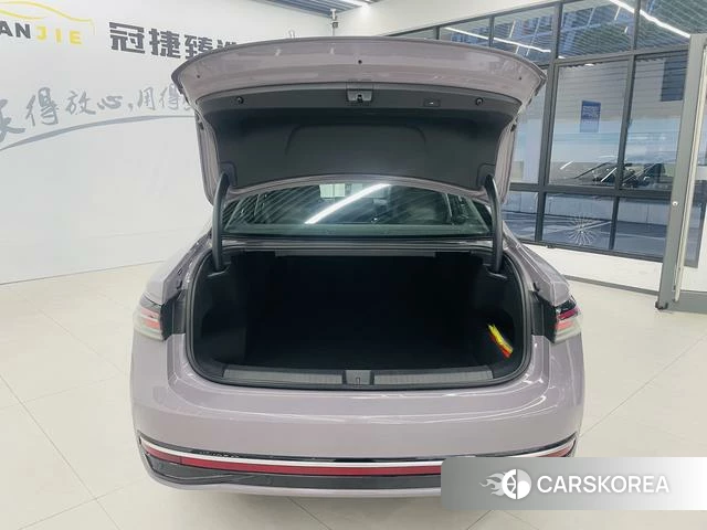 Volkswagen Passat 2024 Другой из Китая, фото 5