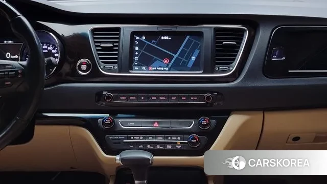 Kia The New Carnival 2018 Белый из Кореи, фото 5