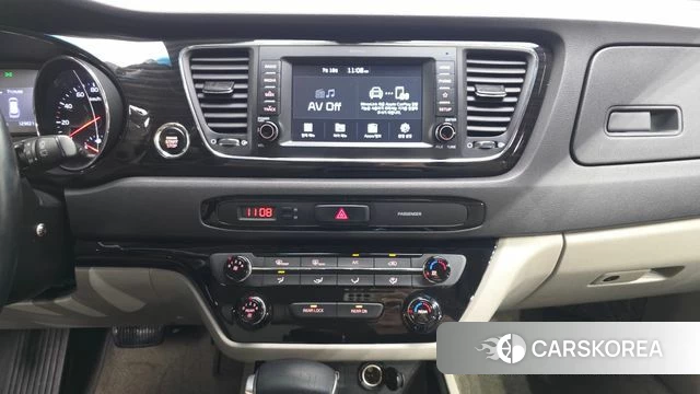 Kia The New Carnival 2019 Белый из Кореи, фото 5