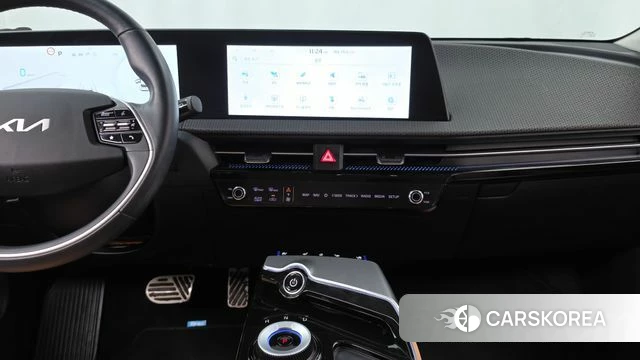 Kia EV6 2022 Серебристо-серый из Кореи, фото 5