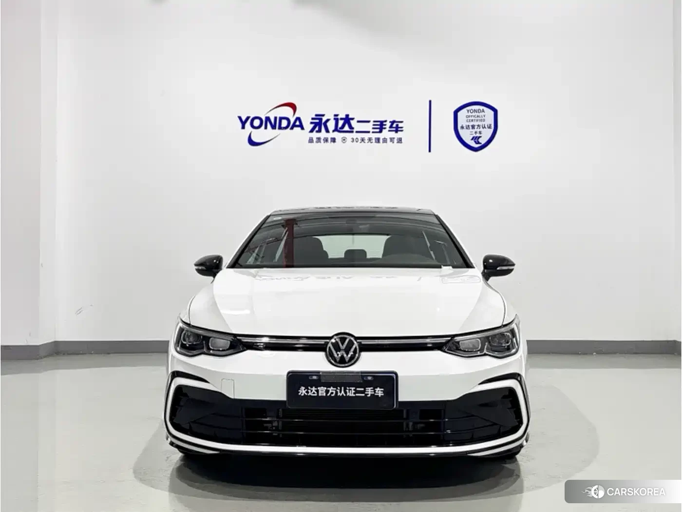 Volkswagen Golf 2024 Белый из Китая, фото 5