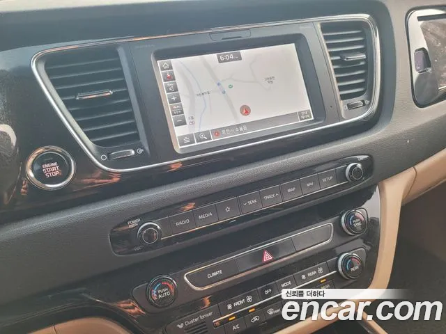 Kia The New Carnival 2018 Белый из Кореи, фото 5