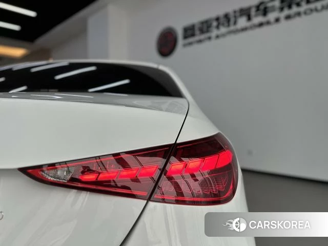 Mercedes-Benz Class C 2023 Белый из Китая, фото 5