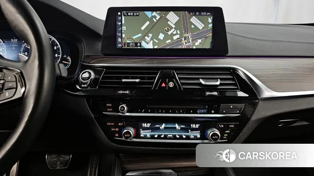 BMW 5 Series (G30) 2018 Серый из Кореи, фото 5