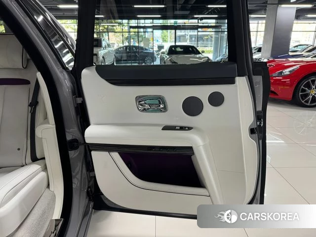 Rolls-Royce Ghost 2nd Generation 2022 Серебристо-серый из Кореи, фото 5