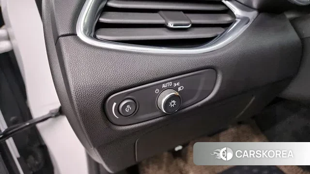 Chevrolet (GM Daewoo) The New Malibu 2019 Белый из Кореи, фото 5