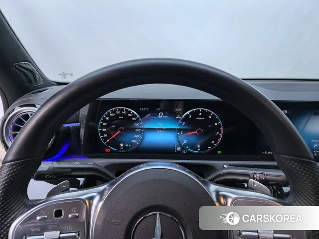 Mercedes-Benz Class A 2022 Белый из Китая, фото 5