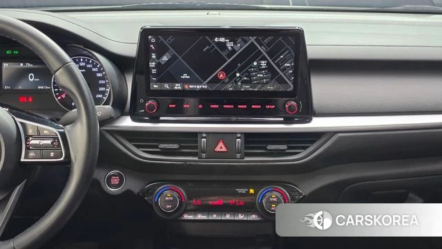 Kia The New K3 2nd generation 2022 Белый из Кореи, фото 5