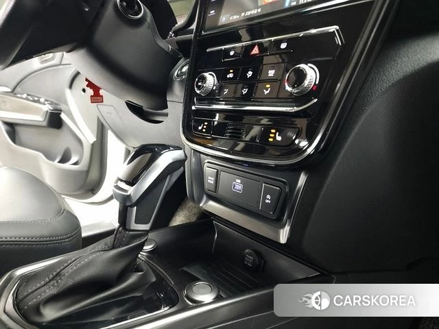 Ssangyong Berry New Tivoli 2021 Жемчужный цвет из Кореи, фото 5