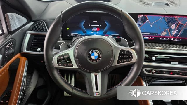 BMW X6 (G06) 2024 Светло-серебряный цвет из Кореи, фото 5