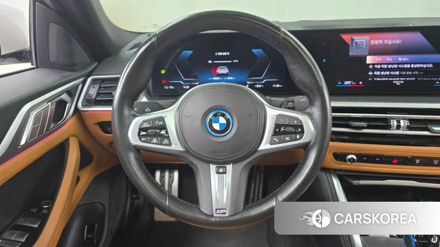 BMW i4 2022 Белый из Кореи, фото 5