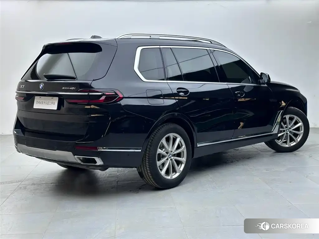 BMW X7 2023 Черный из Китая, фото 5