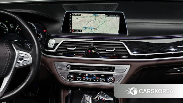 BMW 7 Series (G11) 2019 Белый из Кореи, фото 5