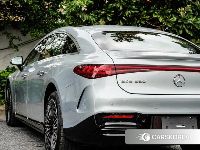 Mercedes-Benz EQS 2024 Серебристо-серый из Китая, фото 5