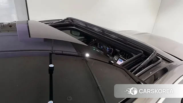 Mercedes-Benz C-Class W206 2024 Песочный из Кореи, фото 5