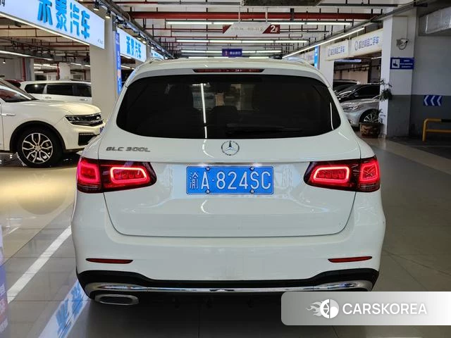 Mercedes-Benz GLC 2022 Белый из Китая, фото 5