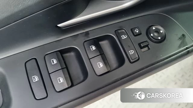 Hyundai Avante (CN7) 2020 Серебристо-серый из Кореи, фото 5