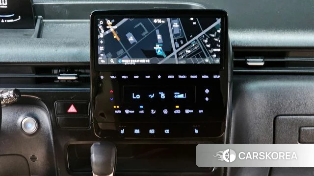 Hyundai Staria 2023 Белый из Кореи, фото 5