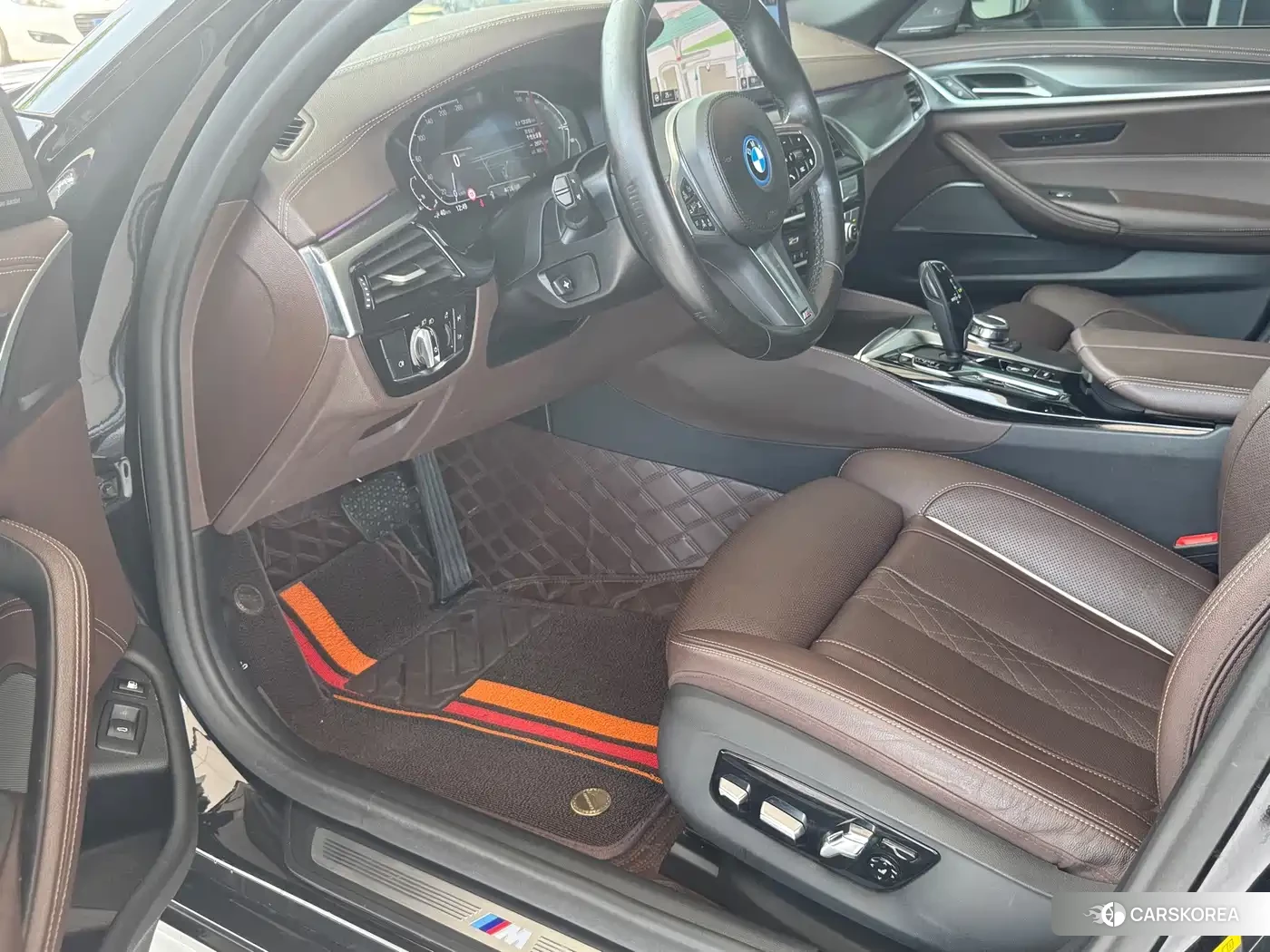 BMW 5 series 2022 Черный из Китая, фото 5